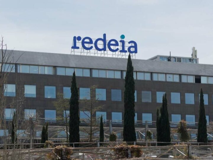 Redeia acumula seis sesiones consecutivas de descensos en bolsa y cae a niveles de octubre