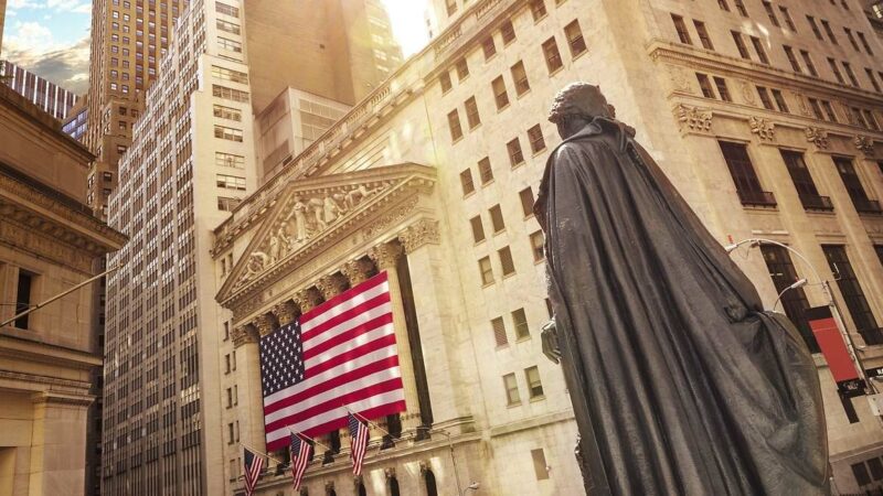 Wall Street se frena tras lograr gran parte de la subida esperada para 2024